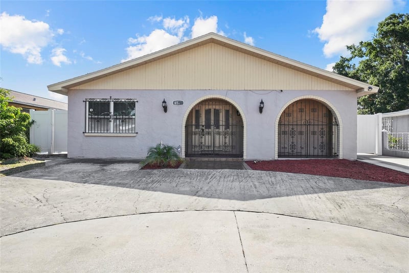 6513 Manhattan Ave, Tampa, FL 33614