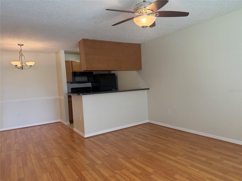 220 Lake Parsons GREEN #205, Brandon, FL 33511