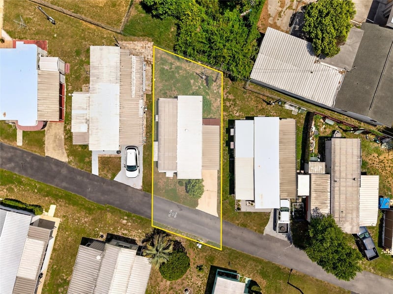 37433 Ray Dr, Zephyrhills, FL 33541