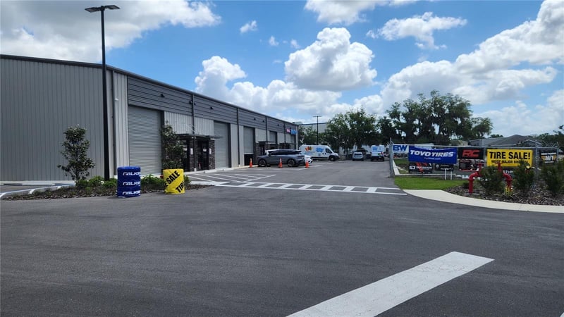 1800 Corporate Center Ln, Plant City, FL 33563