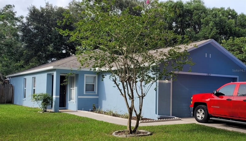 11812 Mango Groves Blvd, Seffner, FL 33584