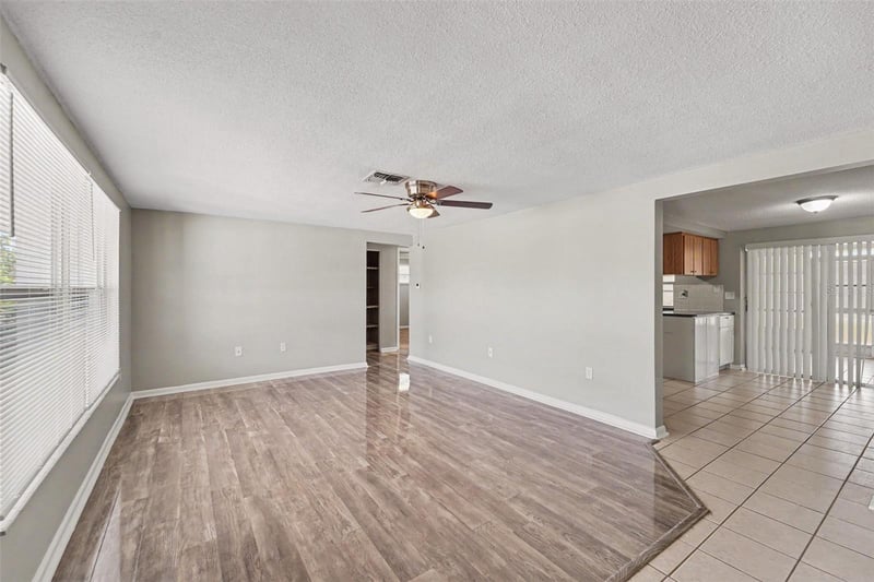 7006 Maplehurst Dr, Port Richey, FL 34668