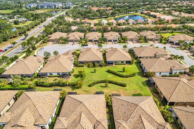 6475 Positano Ct, Sarasota, FL 34243