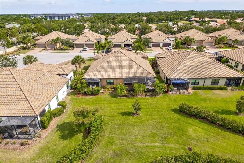 6475 Positano Ct, Sarasota, FL 34243