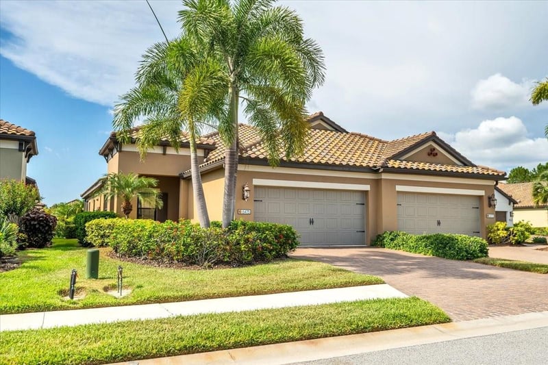 6475 Positano Ct, Sarasota, FL 34243