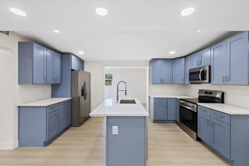 4104 Montgomery Ter, Tampa, FL 33616