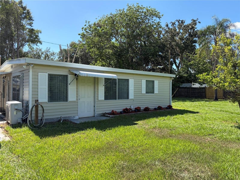 504 5th St, Valrico, FL 33594