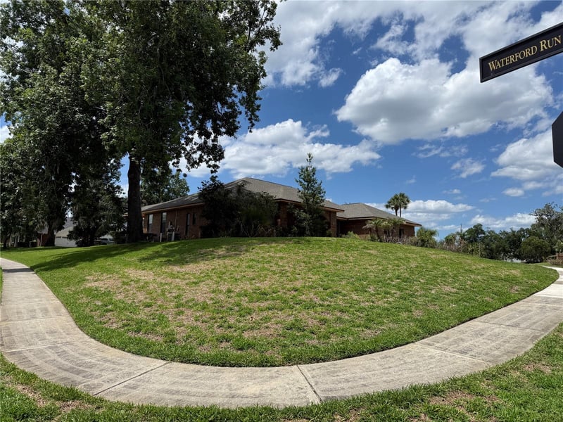 10005 Hunt Cliff Dr, Riverview, FL 33569