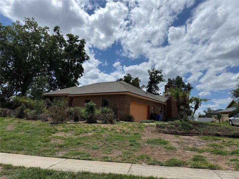 10005 Hunt Cliff Dr, Riverview, FL 33569