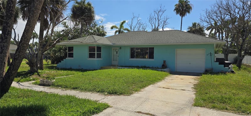 835 Bruce Ave, Clearwater Beach, FL 33767