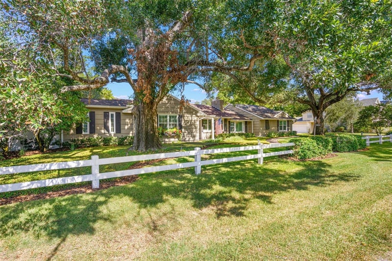1035 Sterling Ave, Tampa, FL 33629