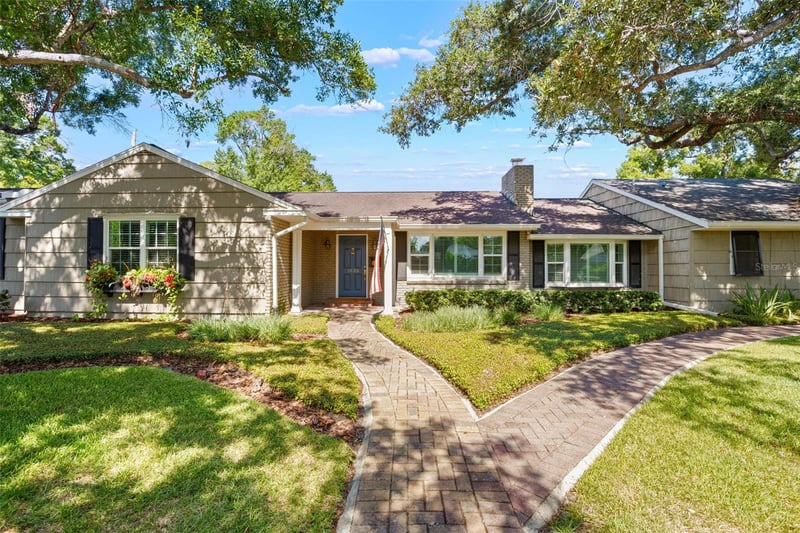 1035 Sterling Ave, Tampa, FL 33629