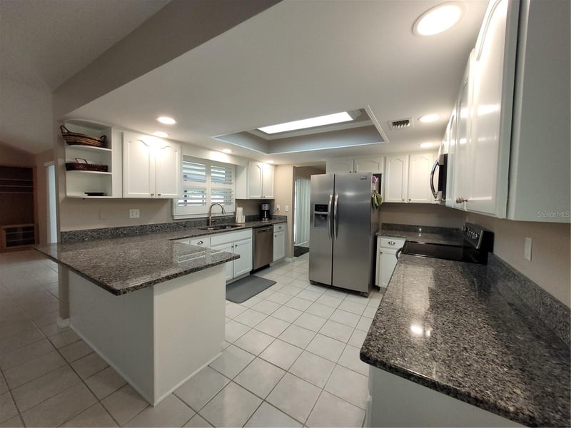 1104 Riflecrest Ave, Valrico, FL 33594