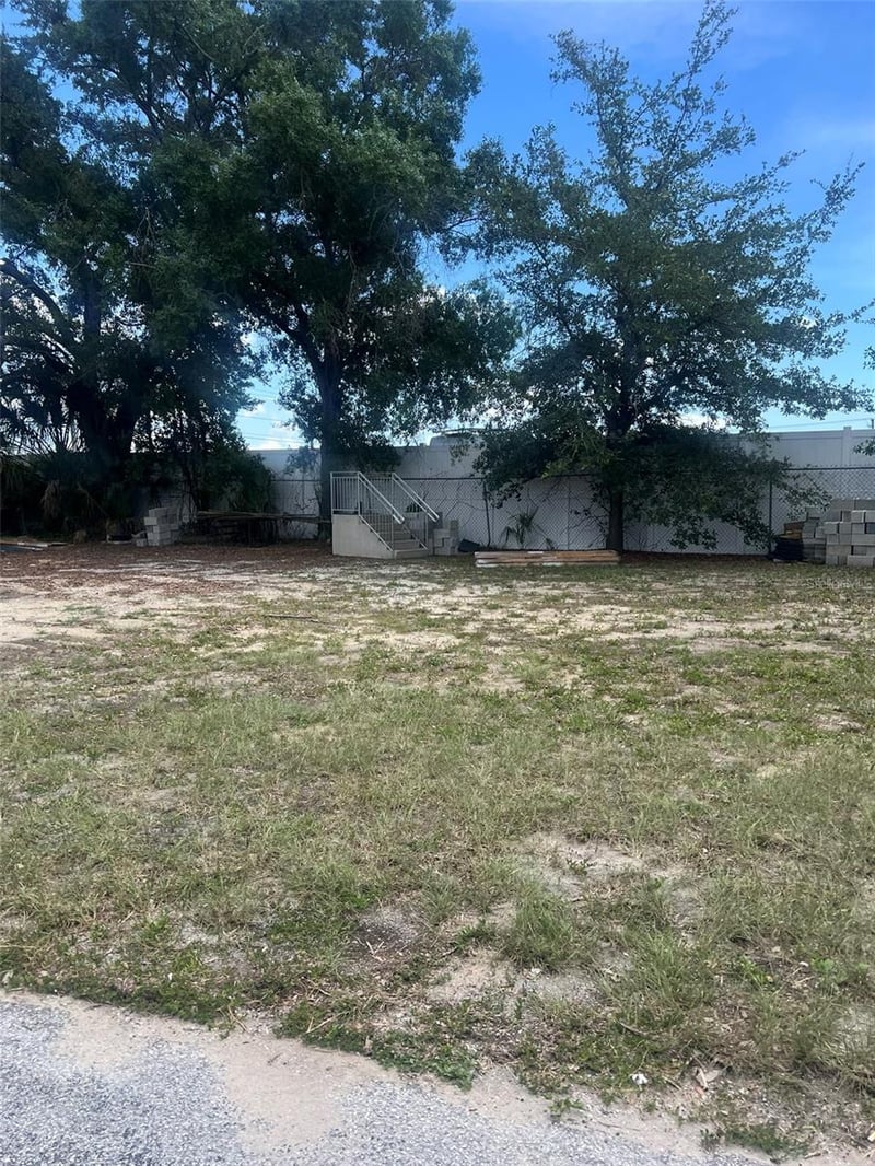 10916 Nebraska Ave, Tampa, FL 33612