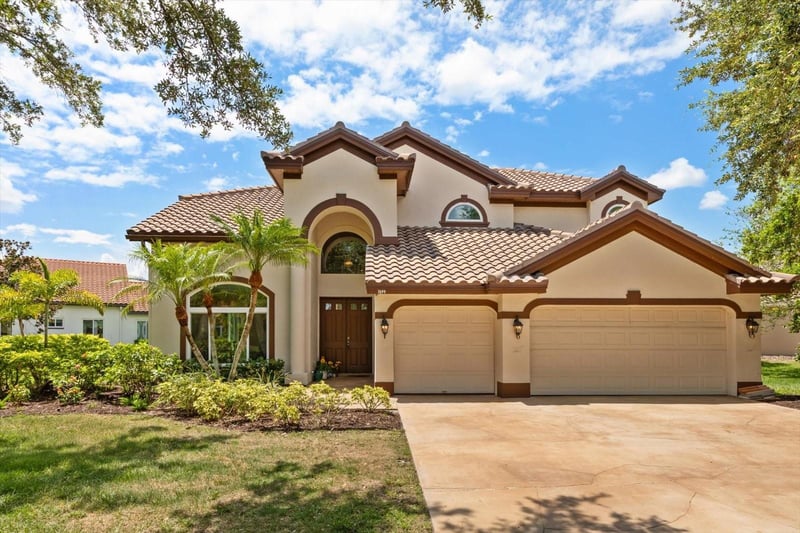 7699 Aralia Way, Seminole, FL 33777