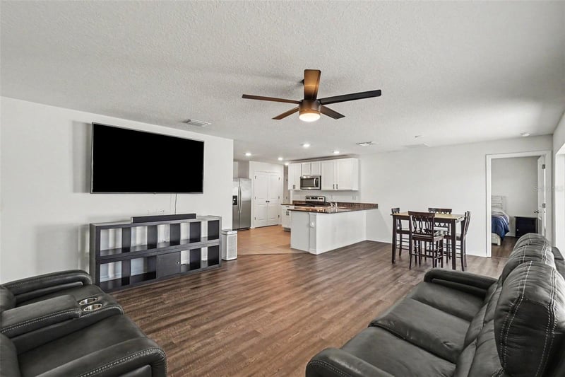 10213 Cloudburst Ct, Riverview, FL 33578
