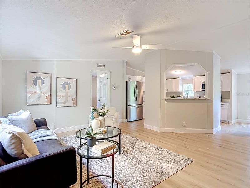 6106 Nundy Ave, Gibsonton, FL 33534