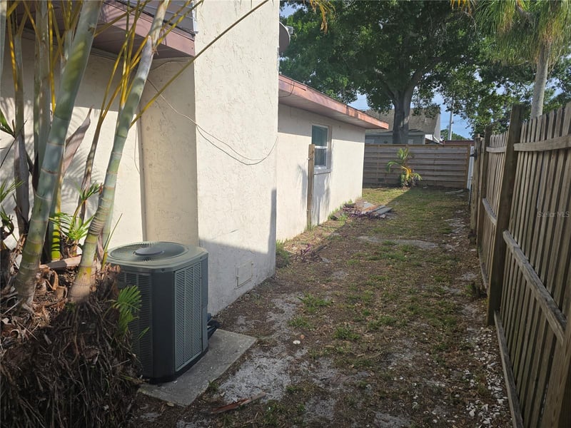 5403 2nd Avenue Dr Nw, Bradenton, FL 34209