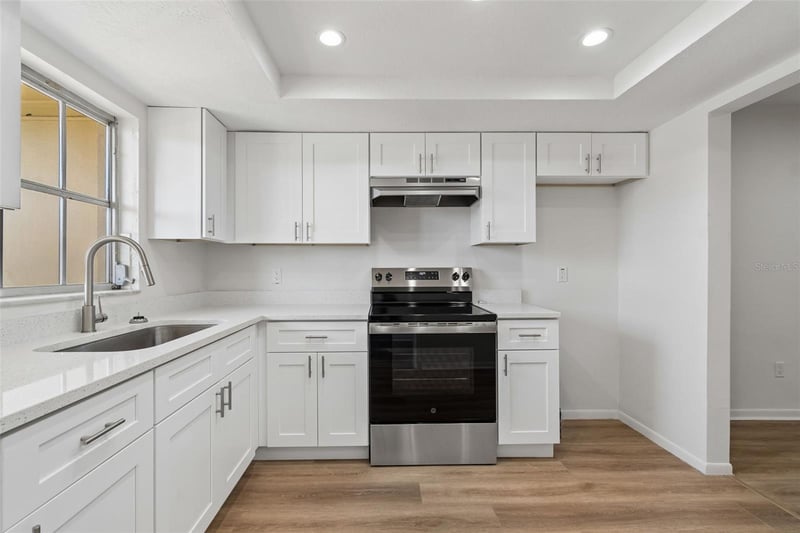 1614 Lake Ave #2, Clearwater, FL 33756