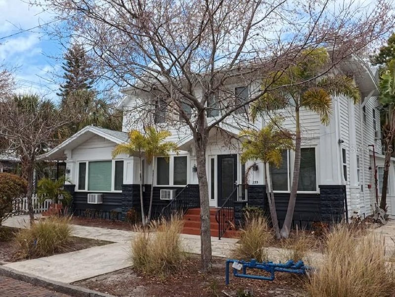 255 6th Ave, St Petersburg, FL 33701