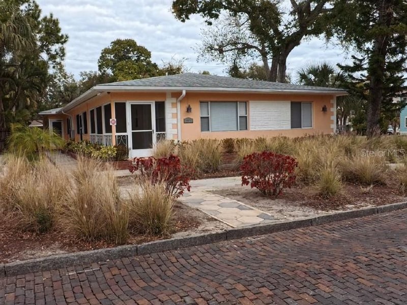 247 6th Ave, St Petersburg, FL 33701