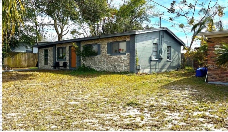 7011 Conifer Dr, Tampa, FL 33637
