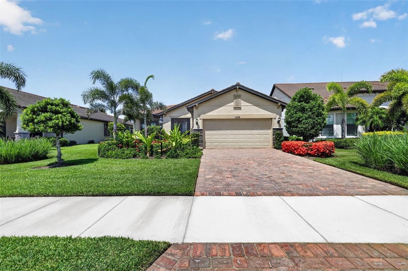 16748 Blackwater Ter, Bradenton, FL 34202
