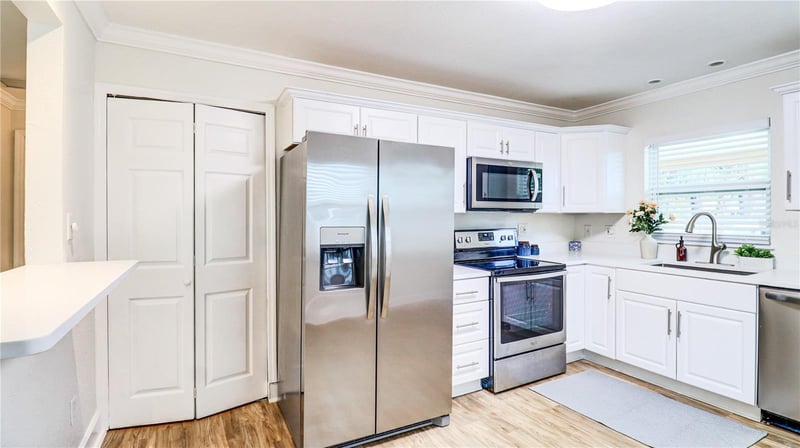 8110 Diagonal Rd, St Petersburg, FL 33702