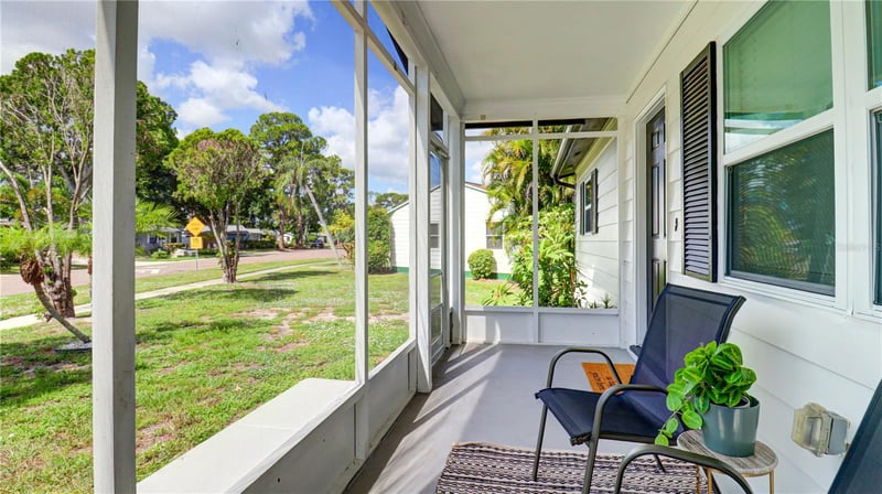 8110 Diagonal Rd, St Petersburg, FL 33702
