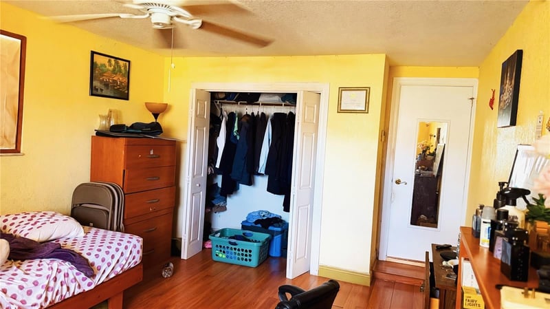 2515 Powhatan Ave, Tampa, FL 33614