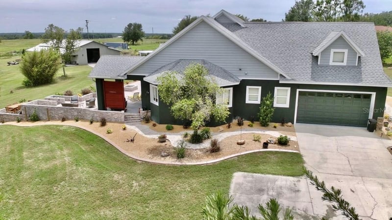 32112 Jack Russell Ct, Dade City, FL 33525
