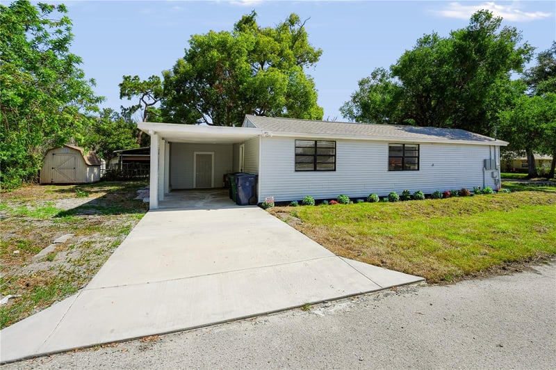 6425 Richard Ave, Tampa, FL 33616
