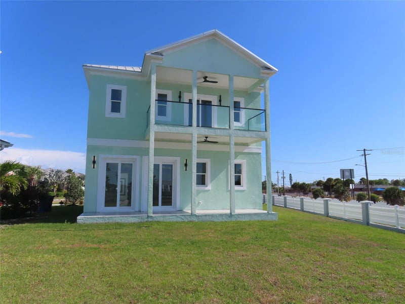 6510 Simone Shores Cir, Apollo Beach, FL 33572