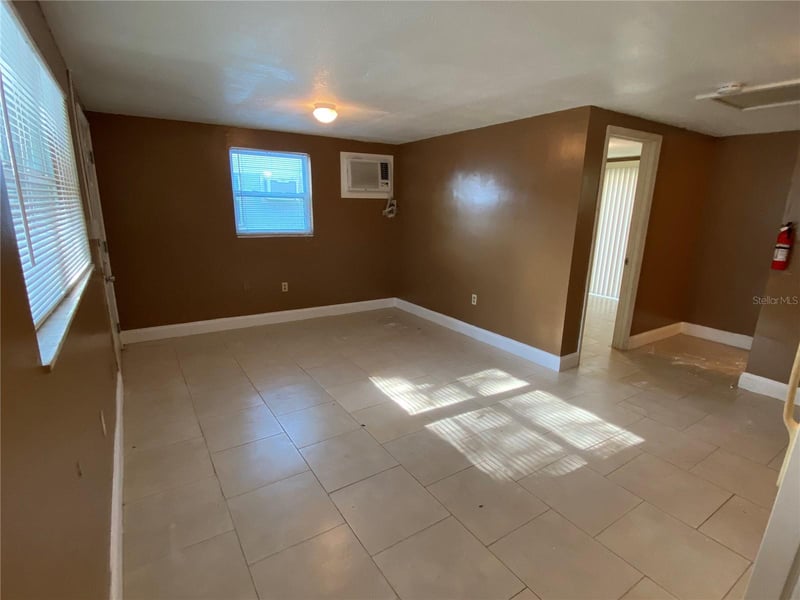 1609 143rd Ave #105-108, Tampa, FL 33613