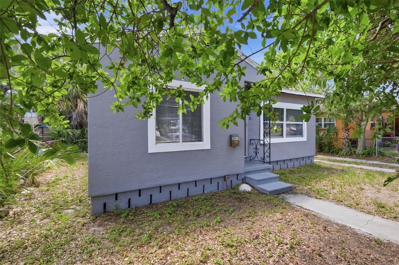 2610 Dr Martin Luther King Jr St, St Petersburg, FL 33705