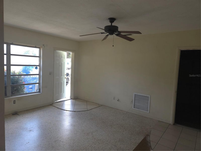 2913 Englewood Dr, Largo, FL 33771