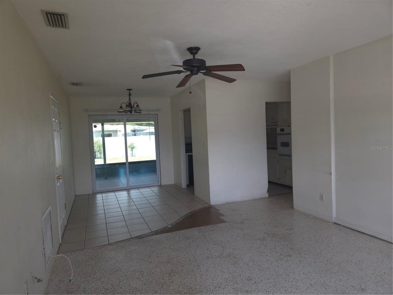 2913 Englewood Dr, Largo, FL 33771