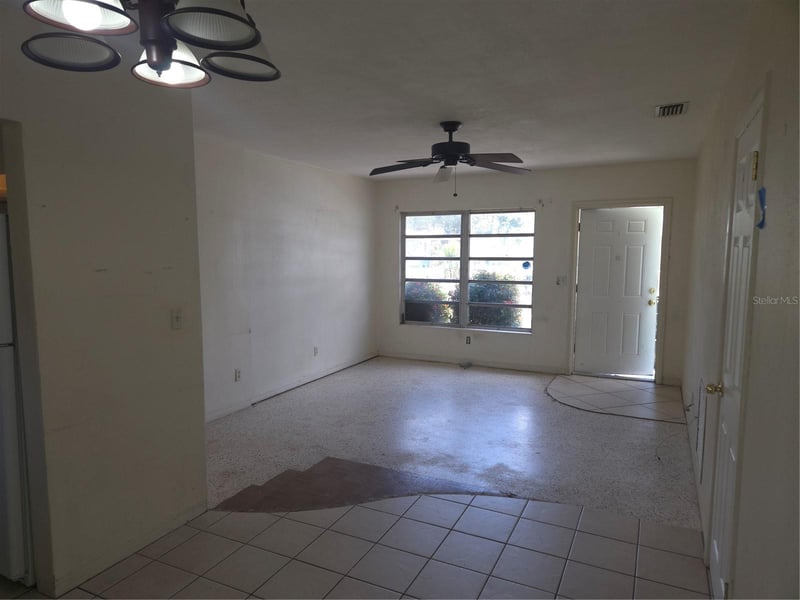 2913 Englewood Dr, Largo, FL 33771