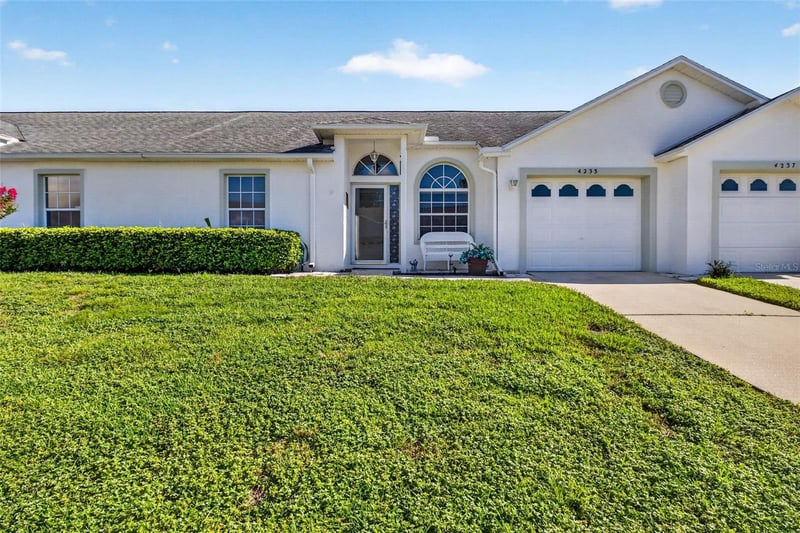 4233 Avanti Cir, New Port Richey, FL 34655