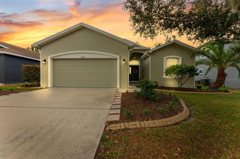 6052 Champions Gate Blvd, Zephyrhills, FL 33541