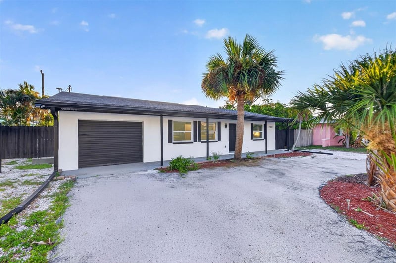 2801 45th St, St Petersburg, FL 33711