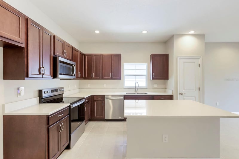 3029 54th Ave, St Petersburg, FL 33714