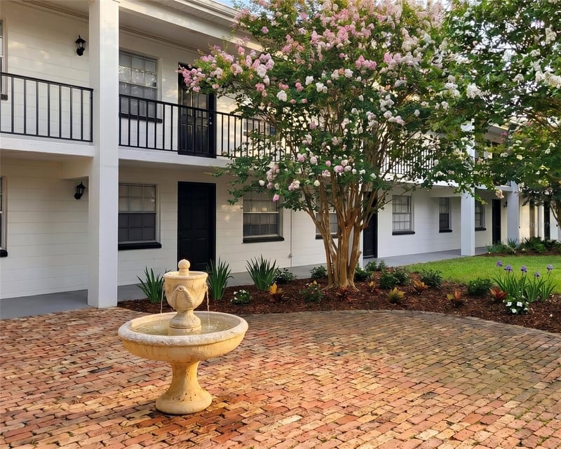 120 Church Ave #201, Tampa, FL 33609