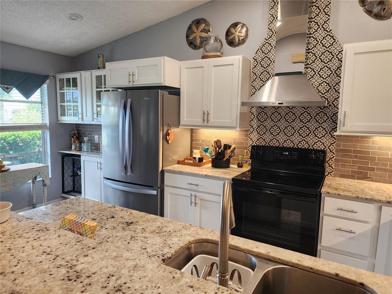 3617 34th Avenue Dr, Bradenton, FL 34205