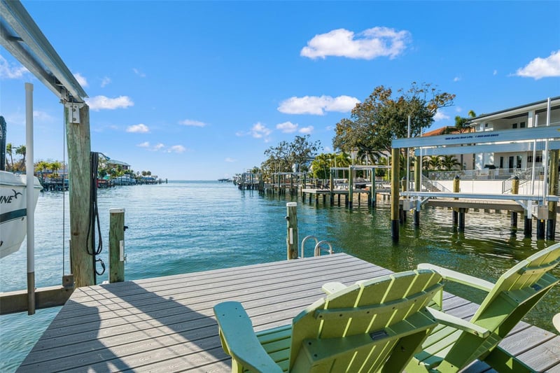 2605 Beach Dr, Tampa, FL 33629