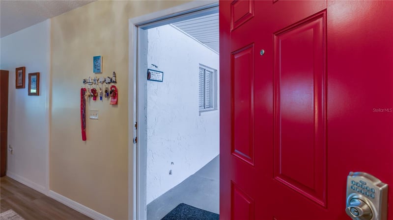 1207 11th Cir #128, Largo, FL 33771
