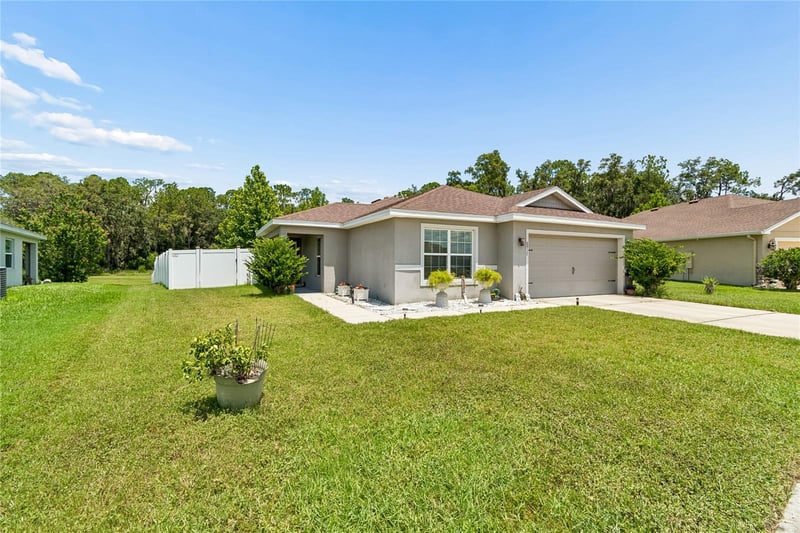 6917 Gideon Cir, Zephyrhills, FL 33541