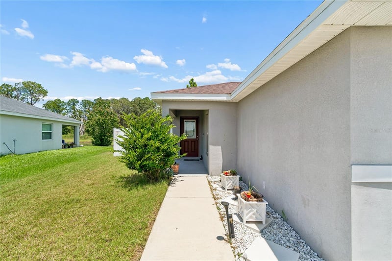 6917 Gideon Cir, Zephyrhills, FL 33541