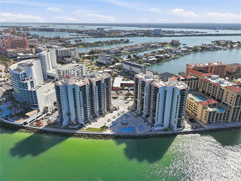 450 Gulfview Blvd #301, Clearwater Beach, FL 33767
