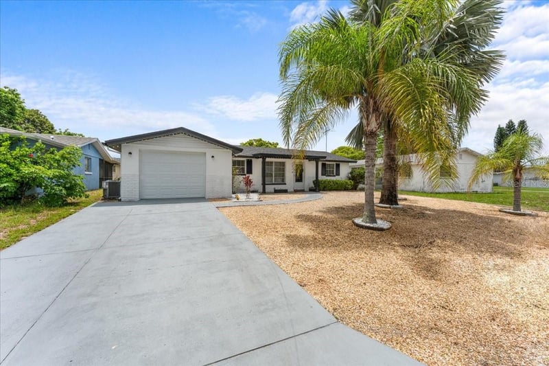 10914 Oakdale Ave, Port Richey, FL 34668